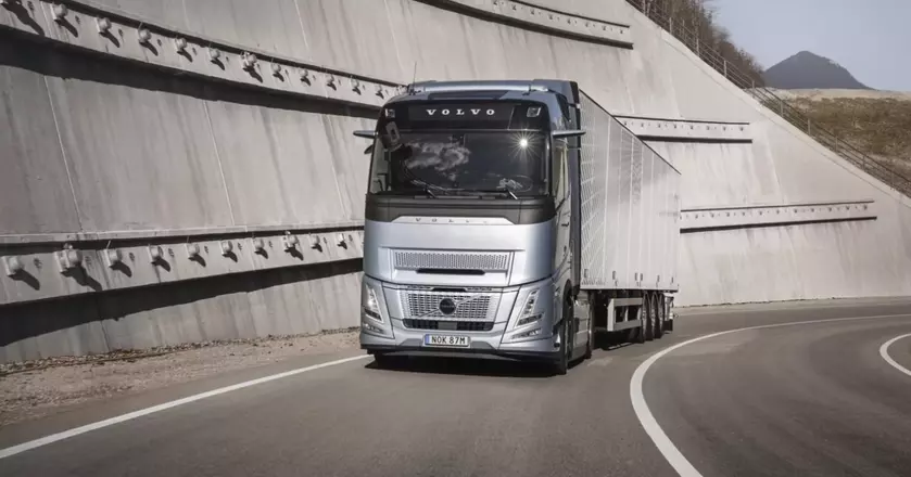 Volvo Trucks впервые представила систему стоп/старт на грузовиках