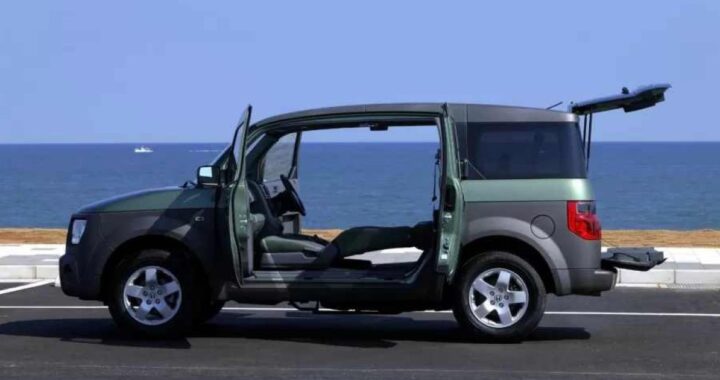 Шесть ужасных автомобилей с гениальными идеями