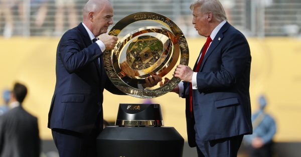 Трамп выдаст «ускоренные визы» на чемпионат мира по футболу в США