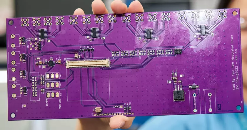 Дефицита чипов не будет: Китай снял запрет на экспорт полупроводников для автомобилей