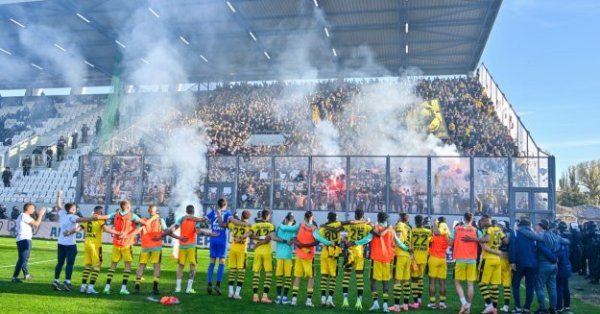 Матчи по ТВ сегодня, 7 ноября.