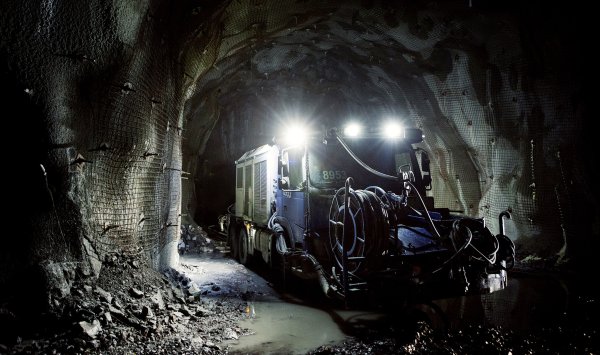 Потребность Европы в сырье заставляет тысячи людей покидать свои дома в Швеции