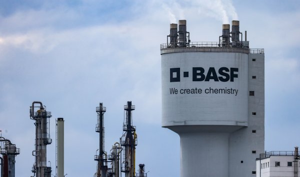 Химическая промышленность Германии сообщает о самых слабых заказах за более чем 30 лет