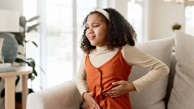 Боли в животе у детей – когда это язва и гастрит?