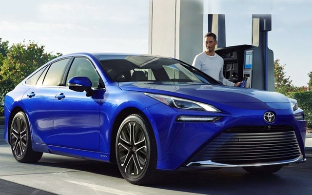 Тойоя Мирай