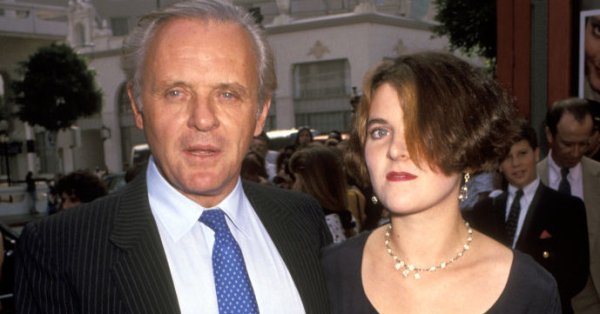 Семейная драма: Энтони Хопкинс опустошен тем, что не разговаривал со своей дочерью 24 года.