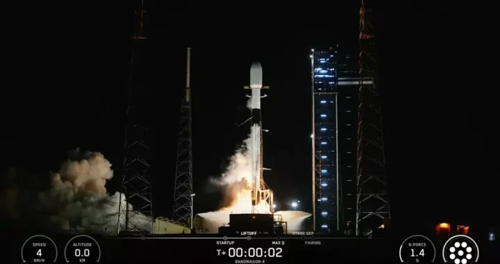 Falcon 9 вывел на орбиту 18 спутников в рамках миссии Bandwagon-4