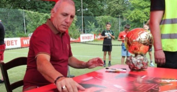 33 года назад Стоичков блистал за «Барсу»