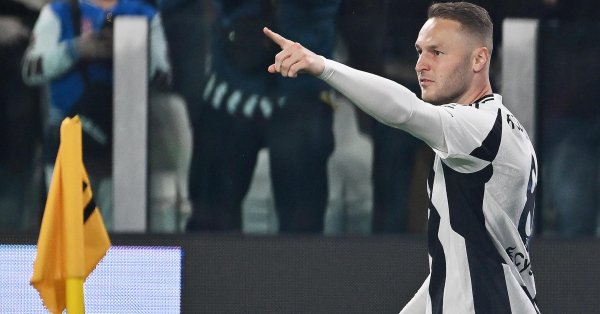 Шестой другой пост! Кумпинерс становится защитником