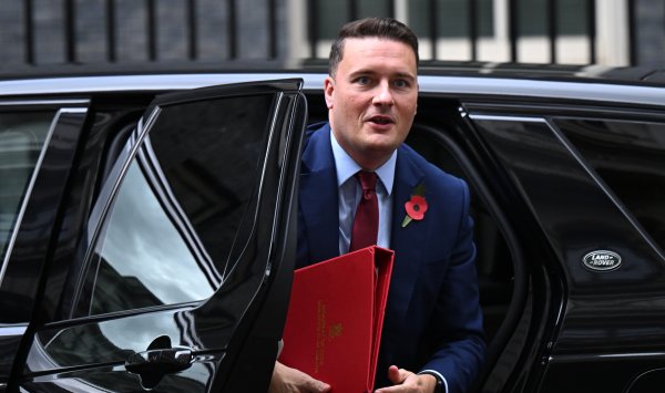 Хаос с руководством Стармера становится национальным кризисом для Британии