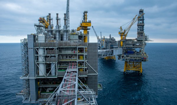 Как малонаселенная Норвегия заработала 1,8 триллиона долларов