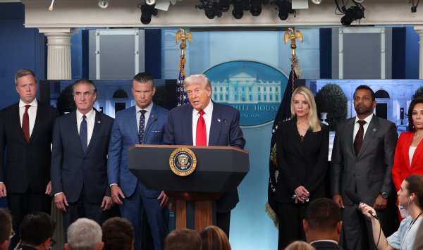 Секретные переговоры между США и Россией привели к мирному плану, который потряс Украину