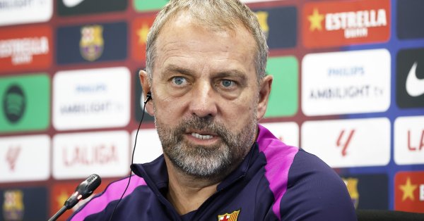 Флик рассказал, покинет ли он «Барселону»