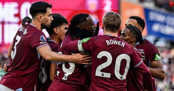 Хоуп вернулась в «Молоты» после разворота