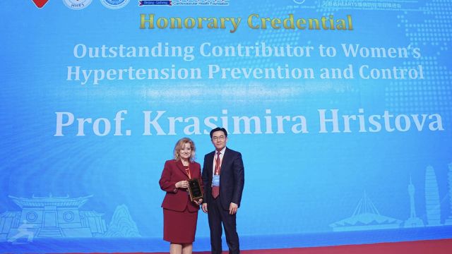 Профессор, доктор Красимира Христова с международным признанием на Всемирном форуме по гипертонии в Китае