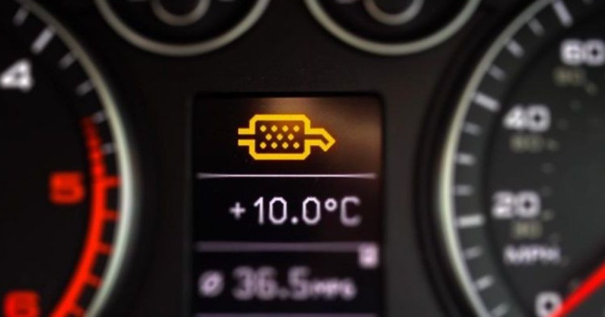 Если этот индикатор появился на приборной панели, не глушите двигатель.