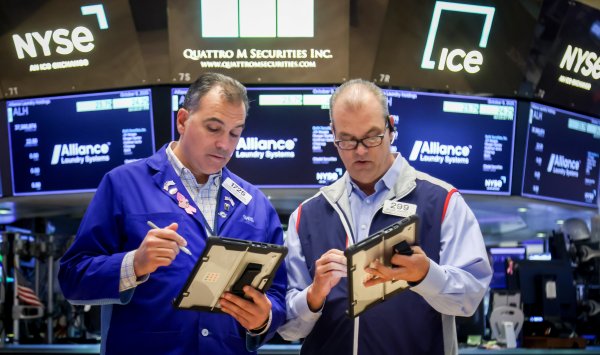 Американские технологические гиганты сплотились, не обеспокоенные разговорами о пузыре