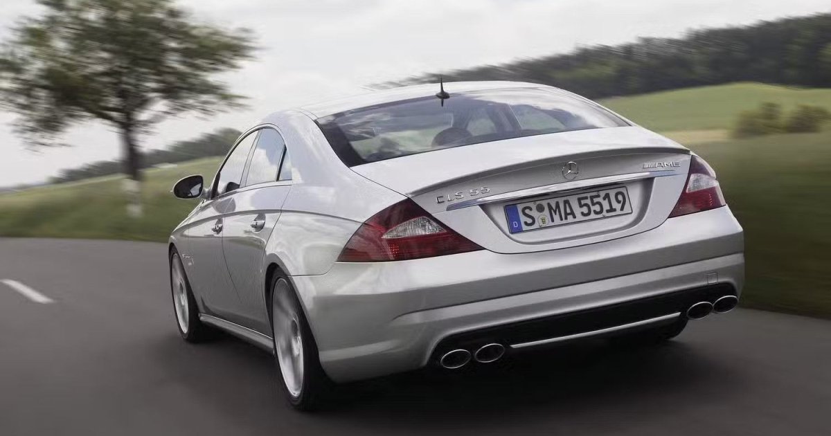 8 мощных автомобилей, которые дешево купить, но дорого содержать