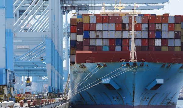 Акции Maersk падают, поскольку инвесторы готовятся к «мрачным» кварталам