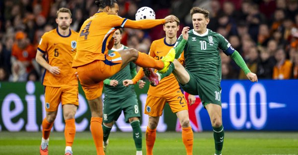 Ван Дейк побил великий рекорд Франка де Бура