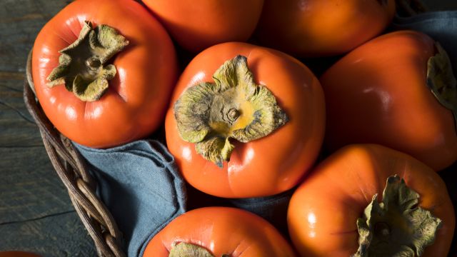 Какую пользу приносит нам хурма?