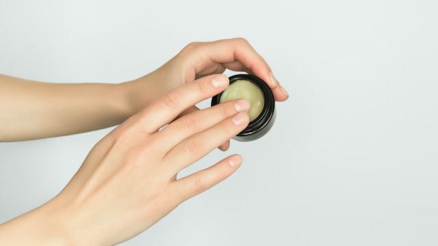 Масло ши и его польза в холодные месяцы года