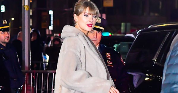 Тейлор Свифт отмечает свою эпоху гламура в бархатном мини-платье за ​​1695 долларов