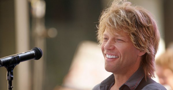 45 лет спустя — Джон Бон Джови вспомнил о первом контракте в карьере