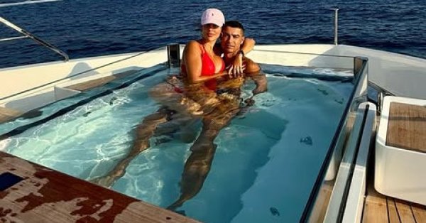 Джорджина о Роналду: кольцо за 3,7 миллиона фунтов было наименьшим показателем после 10 лет ожидания