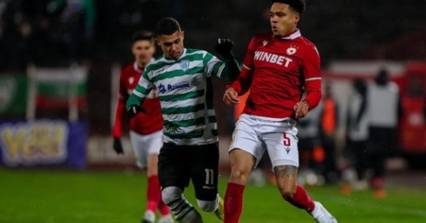 ЦСКА его исключил, и он опустился в третий дивизион Бельгии