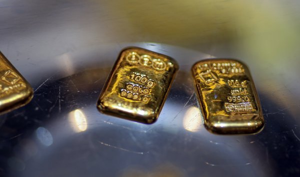 Скачок золота превращает его из «тихой гавани» в спекулятивный актив, говорят в BIS