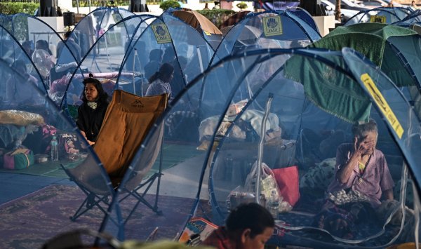 Более 500 000 человек бегут из столкновения между Таиландом и Камбоджей, Трамп призывает к миру