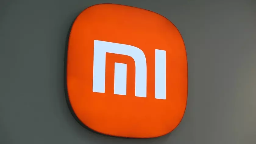 На большой презентации в конце декабря Xiaomi представит флагман Xiaomi 17 Ultra, несколько смартфонов среднего класса, автономные умные часы и планшет.