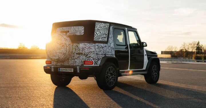 Mercedes показал кабриолет G-Class