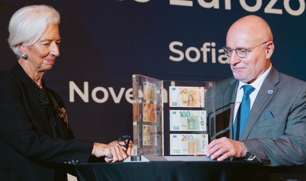 Болгарская экономика будет стабильно расти в третьем квартале 2025 года.