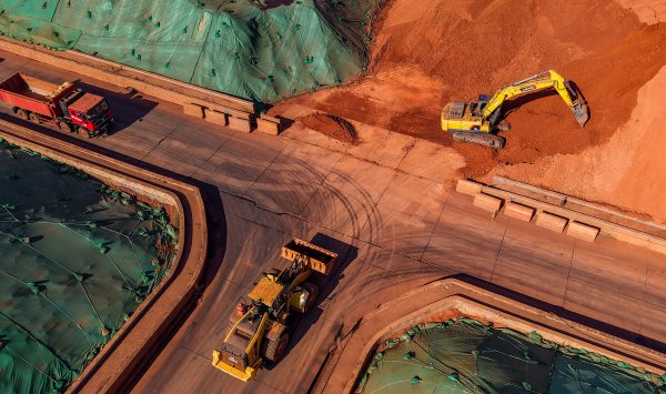 Китай добивается ужесточения контроля над запасами железной руды