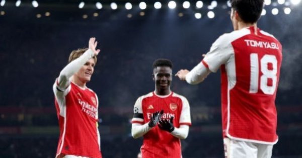 «Арсенал» выгнал его, и теперь он спасет свою карьеру в «Аяксе»