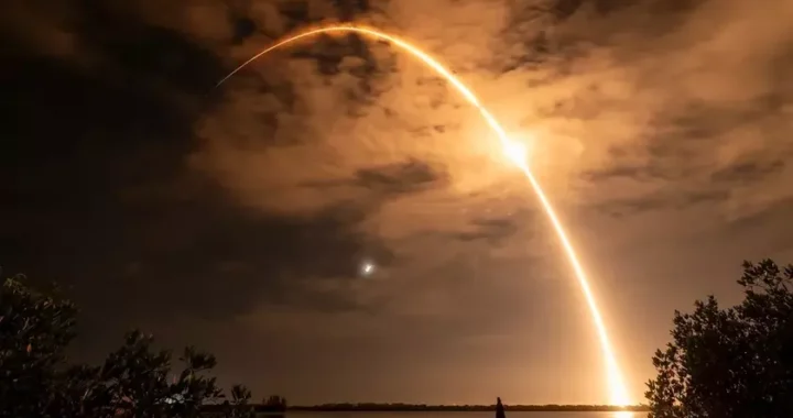 SpaceX заявила о риске столкновения китайского спутника с космическим кораблем Starlink