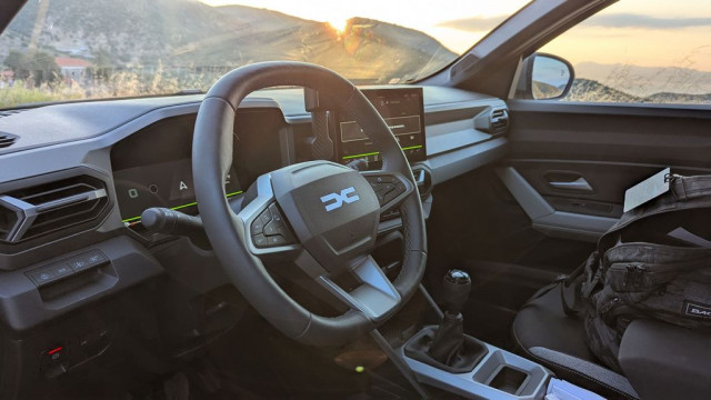 Dacia Bigster Mild Hybrid-G 140, тест-драйв