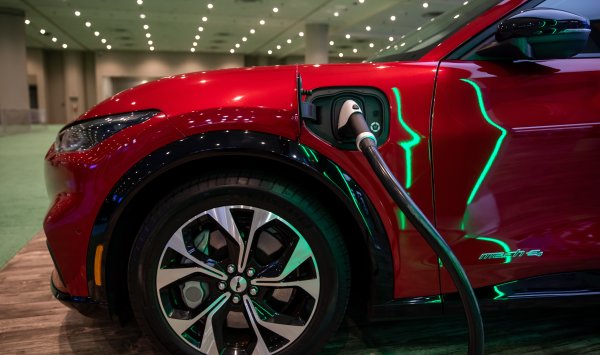 Ford понесет убытки в размере $19,5 млрд из-за стратегии развития электромобилей