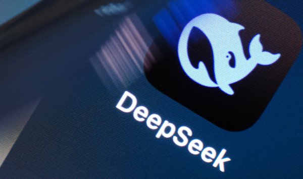 Новая модель DeepSeek может снова потрясти мир в 2026 году.