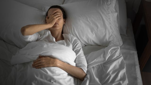 Как стресс влияет на качество сна и как его снизить перед сном?