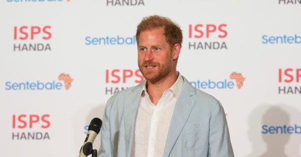 Зимняя сказка: принц Гарри катается на лыжах в Аспене и играет в зимнее поло, пока Меган Маркл заботится об Арчи и Лилибет