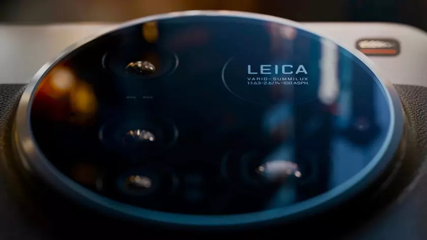 Инсайдер: фотофлагман Xiaomi 17 Ultra получит высококлассную оптику с новым покрытием линз Leica