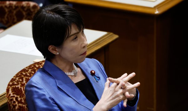 Япония и Китай с выходных обострили конфронтацию из-за спора о военных радарах.