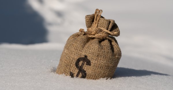 3 знака зодиака неожиданно заработают деньги в полнолуние 4 декабря