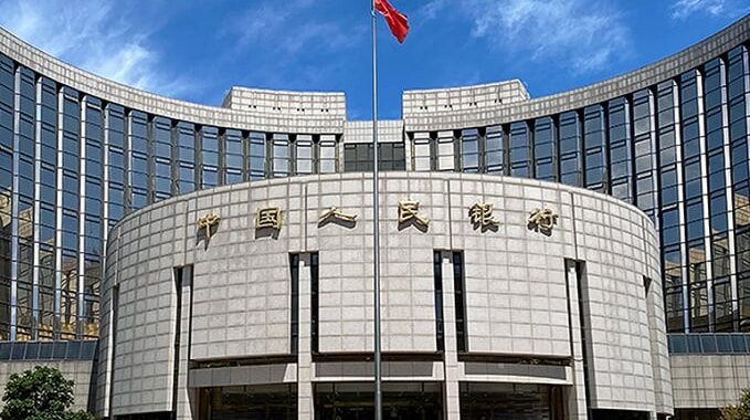 Китай усиливает давление на криптоиндустрию: стейблкоины и теневой майнинг под огнем