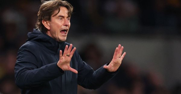 Тренер Тоттенхэма утверждает, что боссы его поддерживают