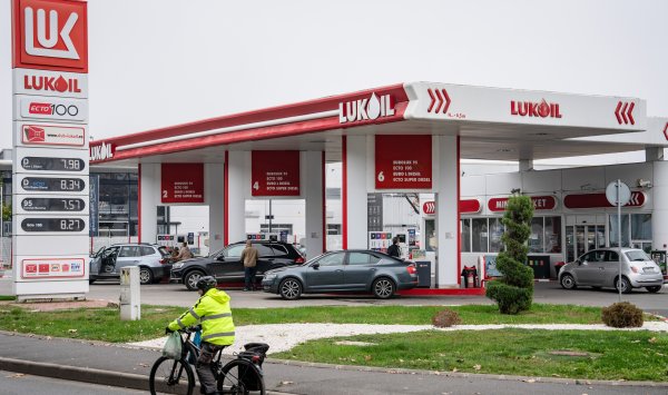 «Лукойл» продаст большую часть своих зарубежных активов Carlyle Group