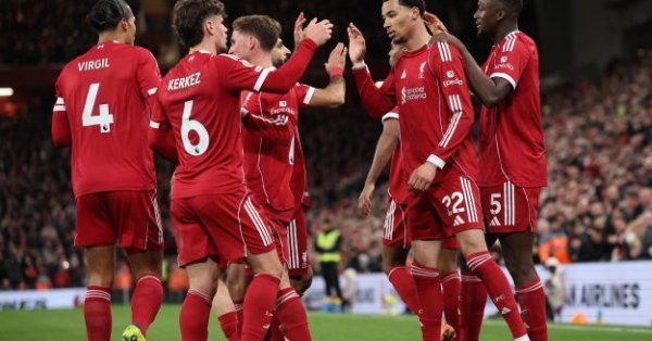 Матчи по ТВ сегодня, 12 января.